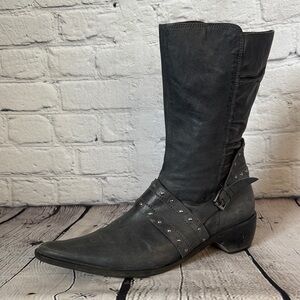 Chic Black Studded Women's Heeled Boots